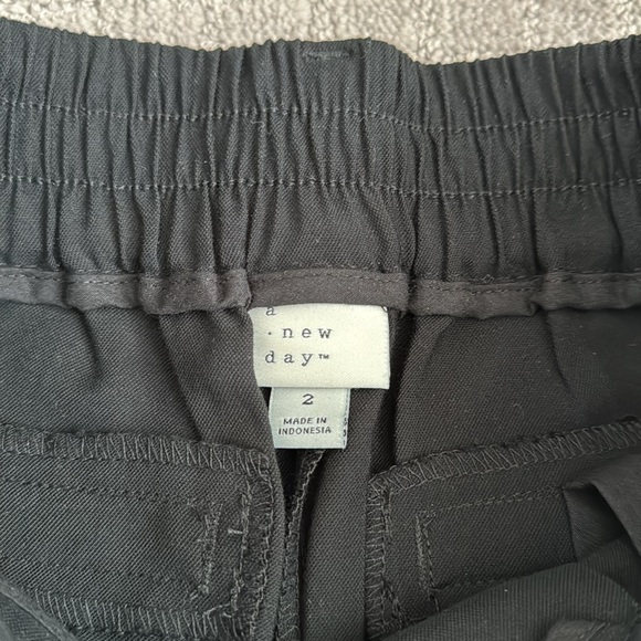A new day pants - Picture 2 of 5